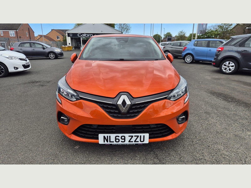 Renault Clio ICONIC TCE
