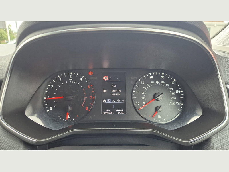 Renault Clio ICONIC TCE