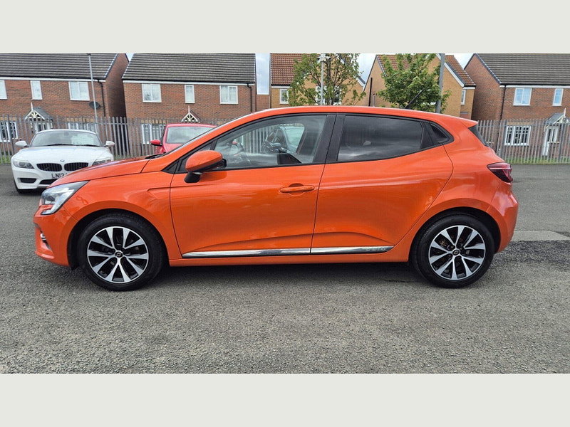 Renault Clio ICONIC TCE