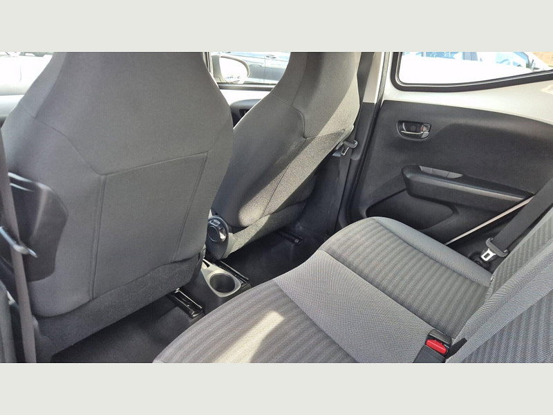 Toyota Aygo VVT-I X-PLAY X-SHIFT