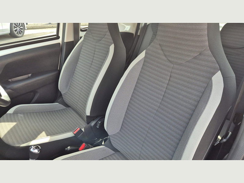 Toyota Aygo VVT-I X-PLAY X-SHIFT