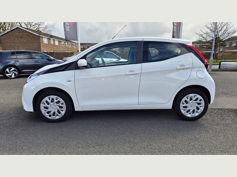 Toyota Aygo VVT-I X-PLAY X-SHIFT