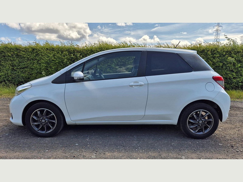 Toyota Yaris VVT-I EDITION