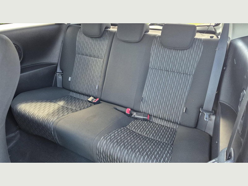 Toyota Yaris VVT-I EDITION
