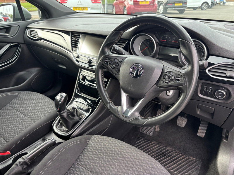 Vauxhall Astra SRI NAV