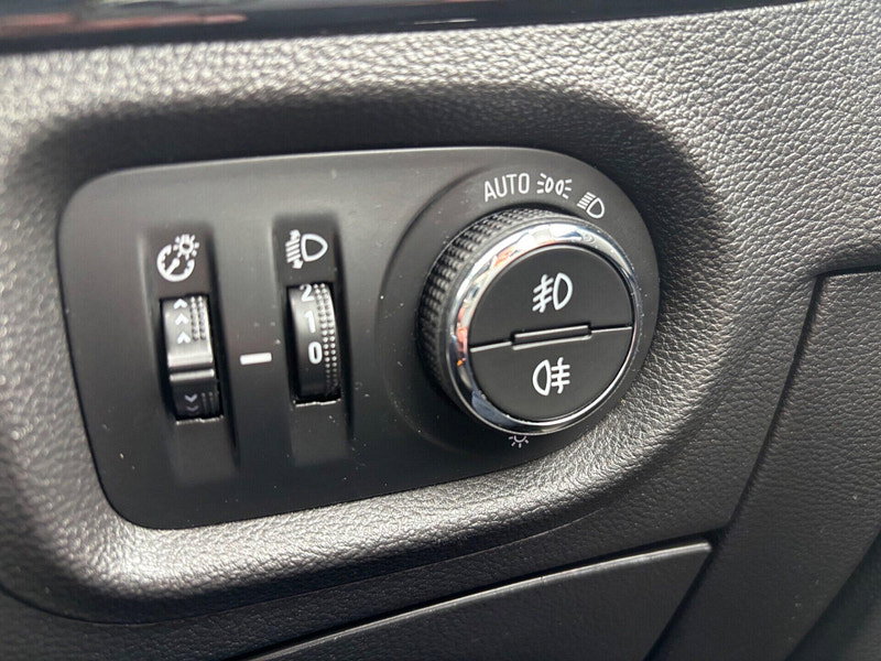 Vauxhall Astra SRI NAV