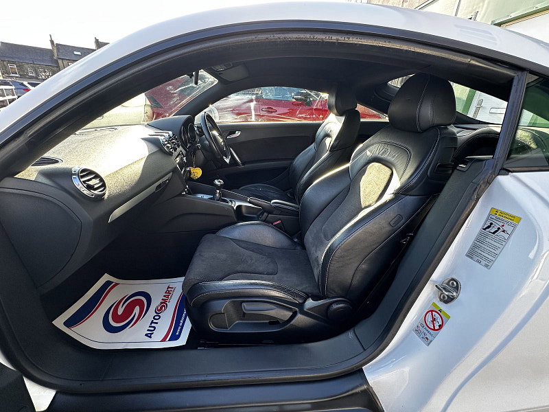 Audi TT 2.0L S Line Special Edition TFSI Coupe 3dr Petrol Manual Euro 4 (200 bhp) 3dr Manual 2026