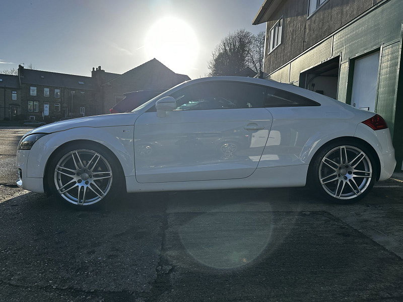 Audi TT 2.0L S Line Special Edition TFSI Coupe 3dr Petrol Manual Euro 4 (200 bhp) 3dr Manual 2026