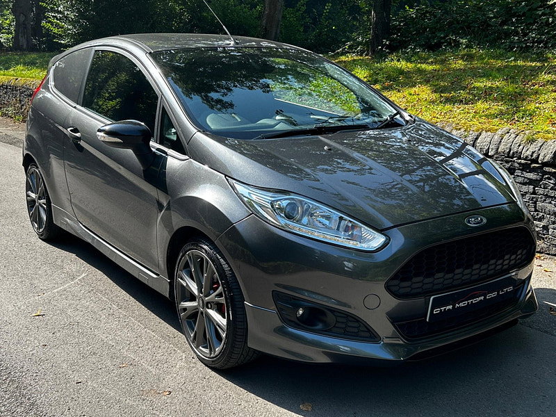 Ford Fiesta Van 1.5 TDCi Panel Van 3dr 3dr Manual 2026