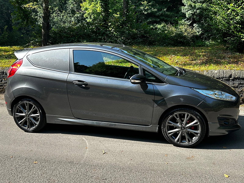 Ford Fiesta Van 1.5 TDCi Panel Van 3dr 3dr Manual 2026