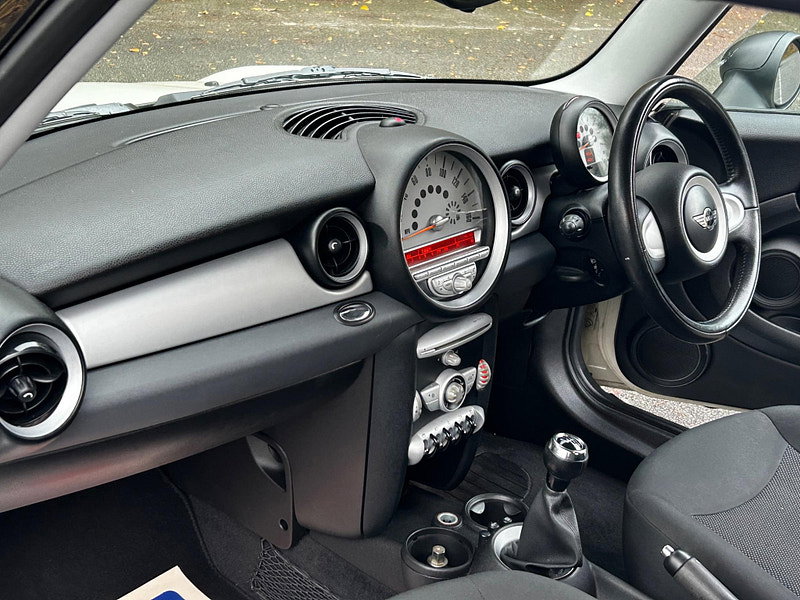 MINI Hatch 1.4 One Euro 4 3dr 3dr Manual 2026
