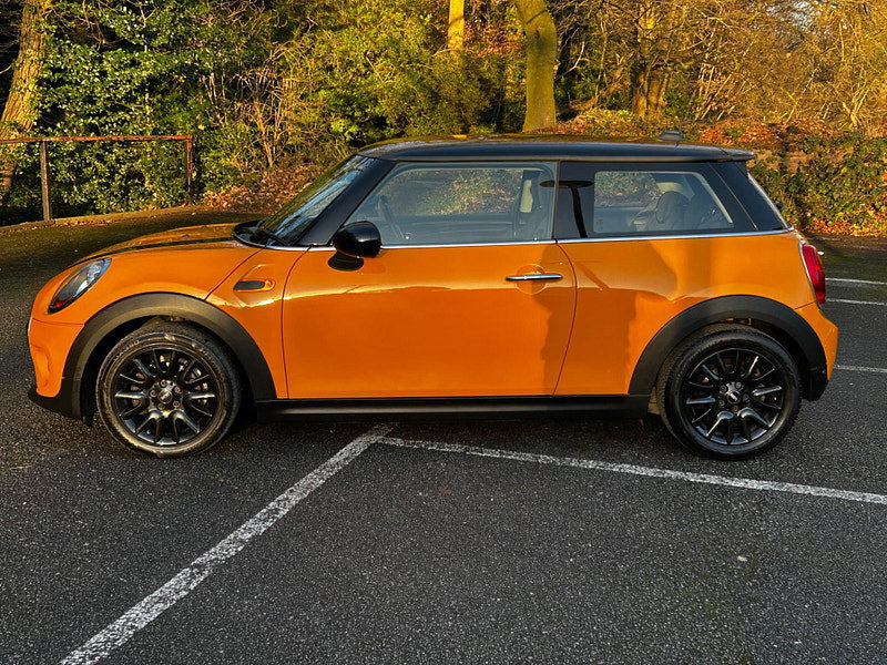MINI Hatch 1.5 Cooper Euro 6 (s/s) 3dr 3dr Manual 2026