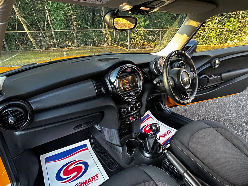 MINI Hatch 1.5 Cooper Euro 6 (s/s) 3dr 3dr Manual 2026