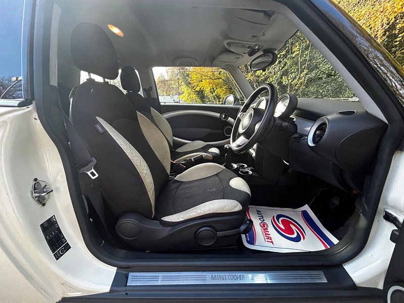 MINI Hatch 1.6 Cooper D Euro 4 3dr 3dr Manual 2026