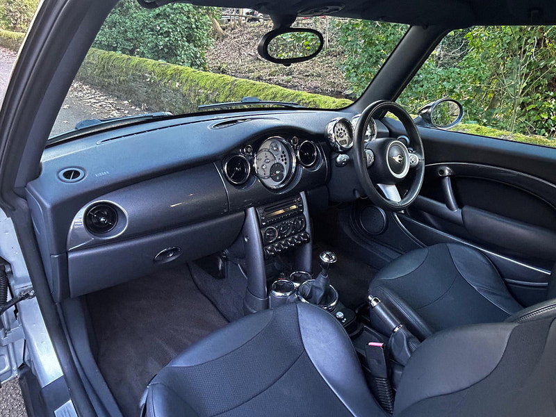 MINI Hatch 1.6 Cooper Euro 4 3dr 3dr Manual 2026