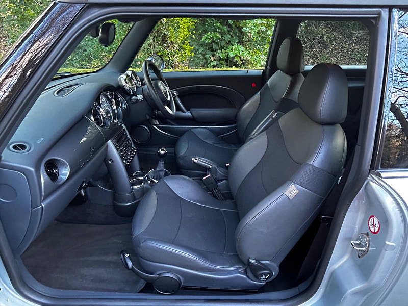 MINI Hatch 1.6 Cooper Euro 4 3dr 3dr Manual 2026