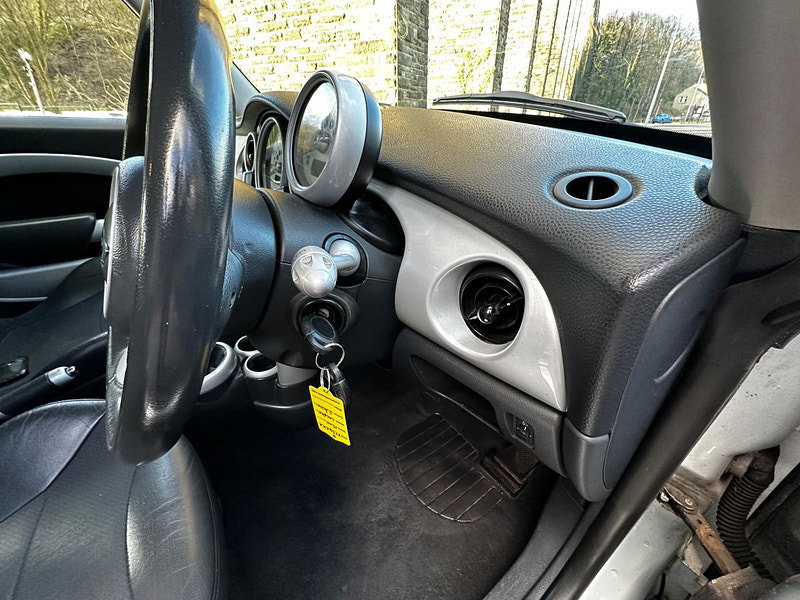 MINI Hatch 1.6 Cooper Euro 4 3dr 3dr Manual 2026