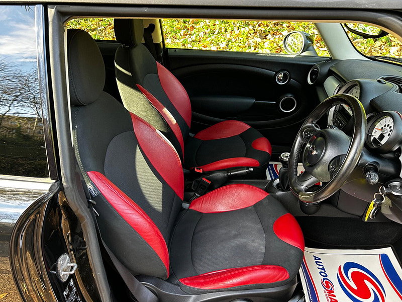 MINI Hatch 1.6 Cooper Euro 5 3dr 3dr Manual 2026