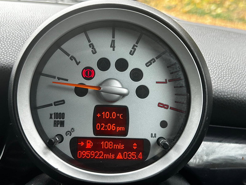 MINI Hatch 1.6 Cooper Graphite Euro 4 3dr 3dr Manual 2026