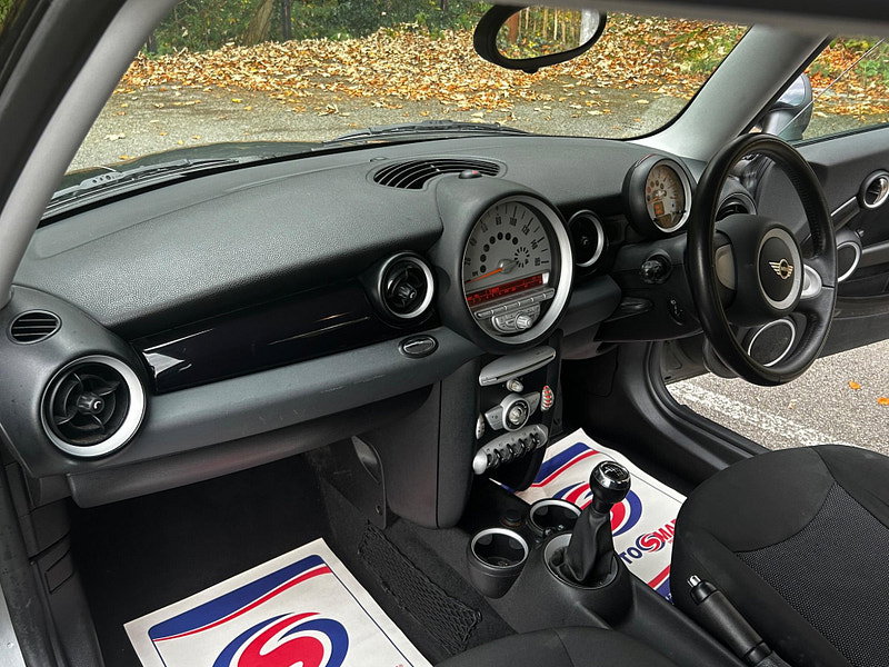MINI Hatch 1.6 Cooper Graphite Euro 4 3dr 3dr Manual 2026