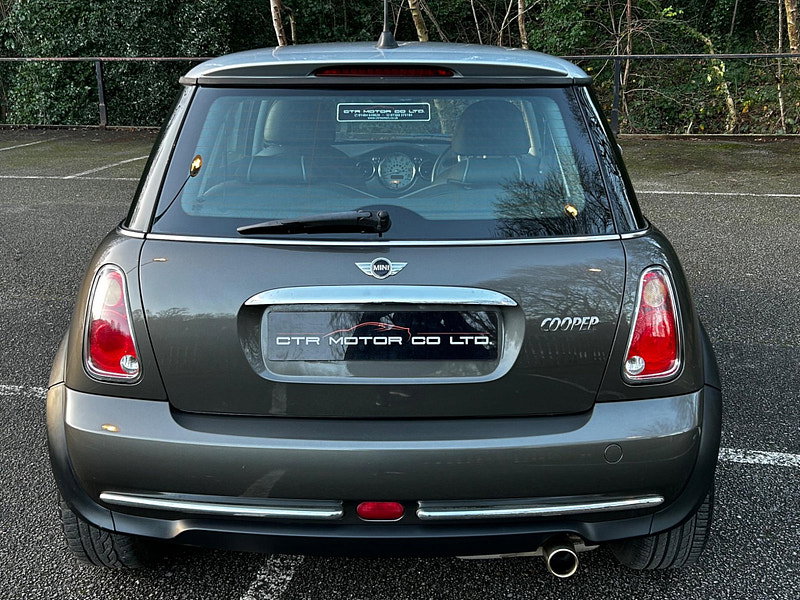 MINI Hatch 1.6 Cooper Park Lane Euro 4 3dr 3dr Manual 2026