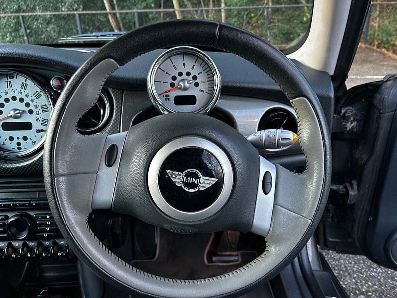 MINI Hatch 1.6 Cooper Park Lane Euro 4 3dr 3dr Manual 2026