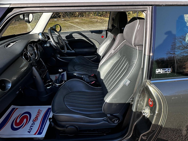 MINI Hatch 1.6 Cooper Park Lane Euro 4 3dr 3dr Manual 2026