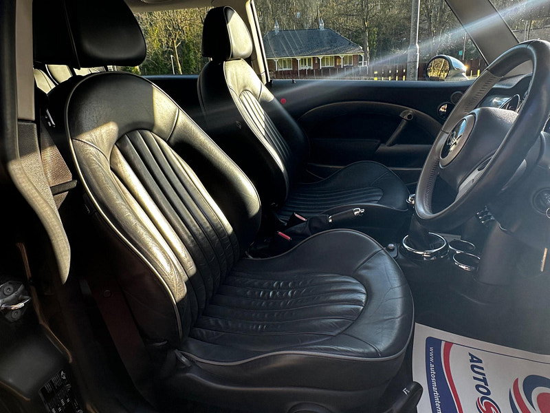MINI Hatch 1.6 Cooper Park Lane Euro 4 3dr 3dr Manual 2026