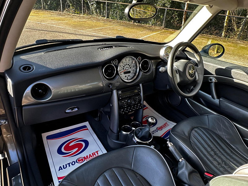 MINI Hatch 1.6 Cooper Park Lane Euro 4 3dr 3dr Manual 2026