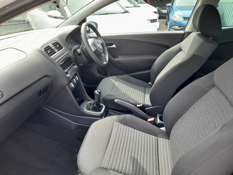 VOLKSWAGEN POLO 1.4 MATCH EURO 5 3DR 6,650 2013 53,300 WHITE 1.39L MANUAL PETROL... image 33