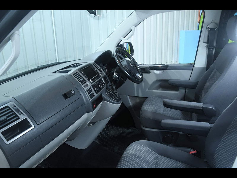 Volkswagen Transporter 2.0 BiTDI T32 Highline Kombi DSG 4MOTION L1 H1 4dr 4dr Automatic 2025