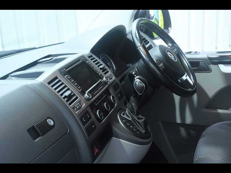 Volkswagen Transporter 2.0 BiTDI T32 Highline Kombi DSG 4MOTION L1 H1 4dr 4dr Automatic 2025