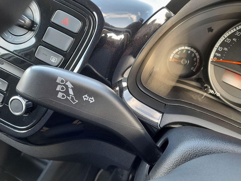 Volkswagen up! 1.0 Move up! Euro 5 3dr 3dr Manual 2026