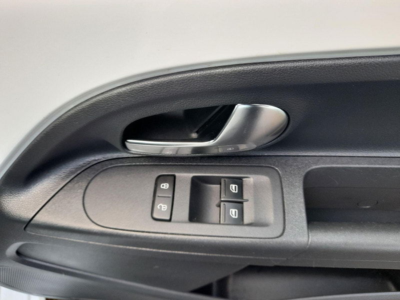 Volkswagen up! 1.0 Move up! Euro 5 5dr 5dr Manual 2026