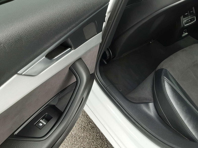 Audi A4 2.0 A4 S Line 35 TDI Semi-Auto 5dr 5dr Automatic 2025