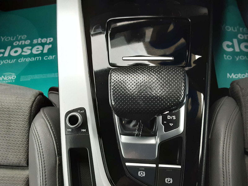 Audi A4 2.0 A4 S Line 35 TFSI MHEV Semi-Auto 4dr 4dr Automatic 2025