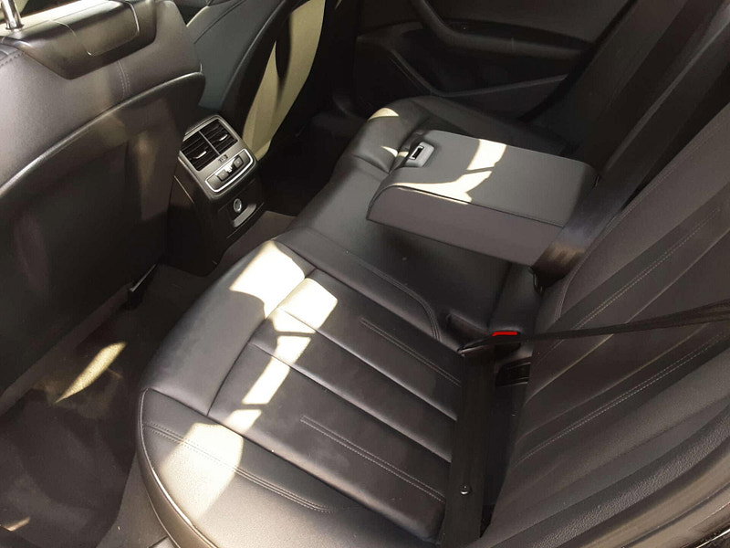 Audi A4 2.0 A4 Sport Edition 35 TFSI MHEV Semi-Auto 4dr 4dr Automatic 2026