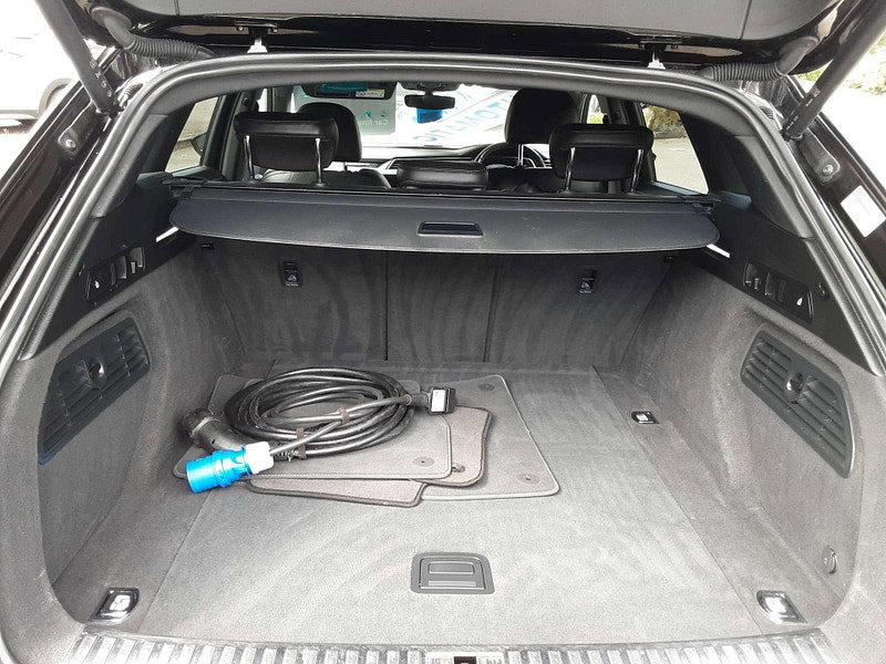 Audi E-tron e-tron S Line 50 Quattro 4WD 5dr 5dr Automatic 2026