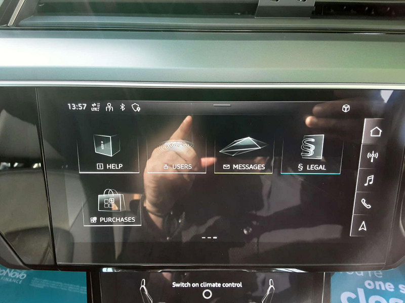 Audi E-tron e-tron Technik 50 Quattro 4WD 5dr 5dr Automatic 2025