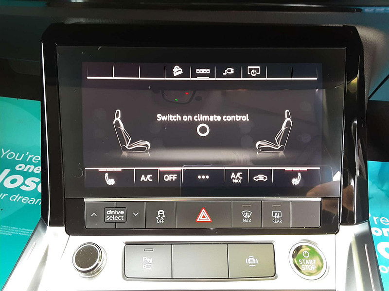 Audi E-tron e-tron Technik 50 Quattro 4WD 5dr 5dr Automatic 2025