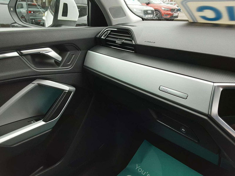 Audi Q3 2.0 TDI 35 Sport S Tronic Euro 6 (s/s) 5dr 5dr Automatic 2025