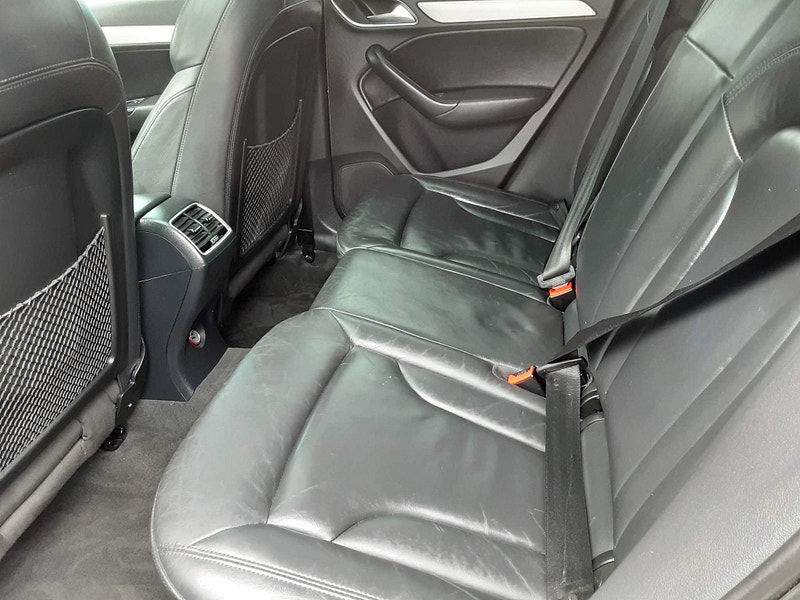 Audi Q3 2.0 TDI S Line 5dr (FULL LEATHER+SAT NAV+REVERSE CAMERA+GLASS ROOF) 5dr Manual 2026