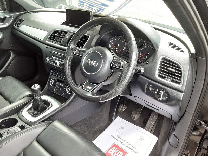 Audi Q3 2.0 TDI S Line 5dr (FULL LEATHER+SAT NAV+REVERSE CAMERA+GLASS ROOF) 5dr Manual 2026