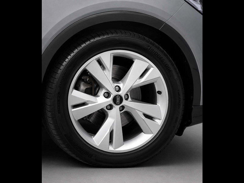 Audi Q4 E-TRON Q4 e-tron S Line 40 5dr 5dr Automatic 2026