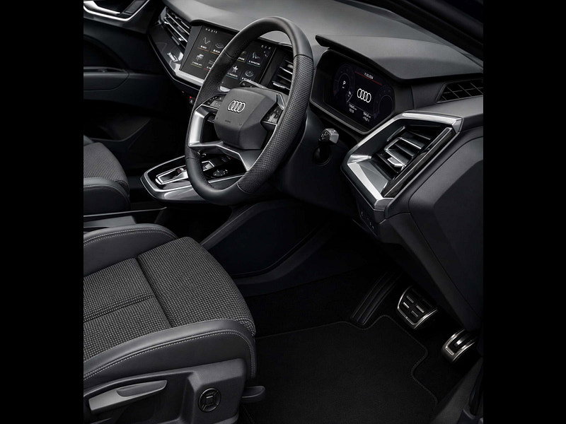 Audi Q4 E-TRON Q4 e-tron S Line 40 5dr 5dr Automatic 2026