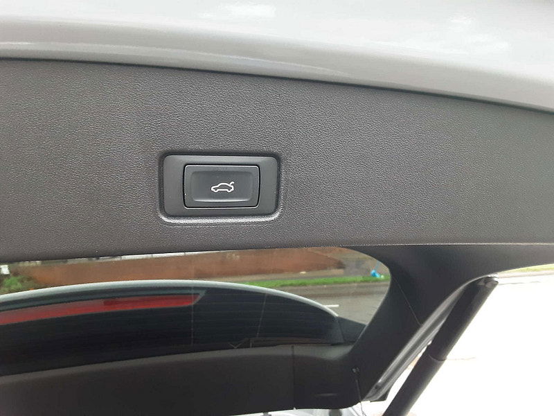 Audi Q4 E-TRON Q4 e-tron S Line 40 5dr 5dr Automatic 2025