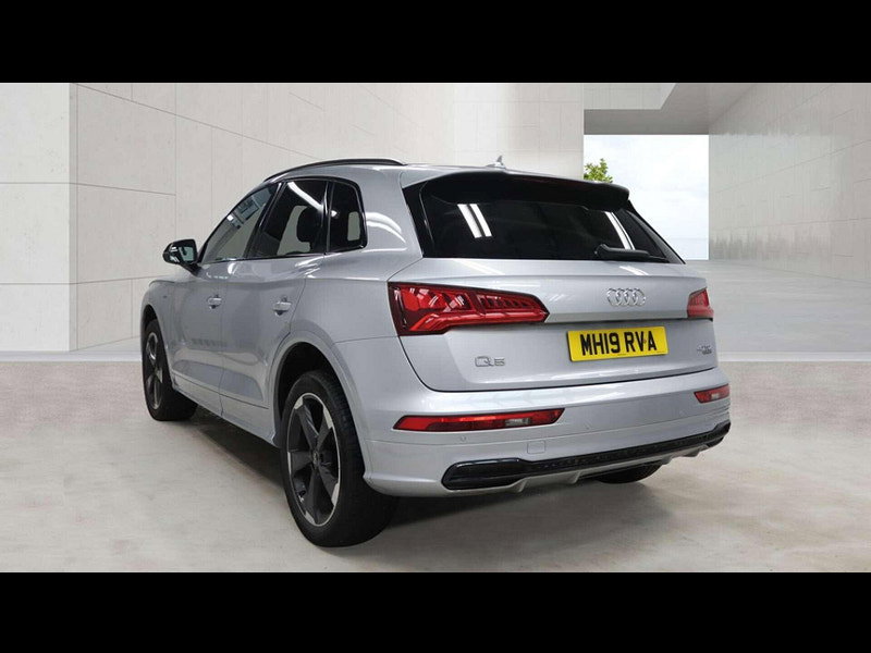 Audi Q5 2.0 Q5 Black Edition 40 TDI Quattro Semi-Auto 4WD 5dr 5dr Automatic 2026