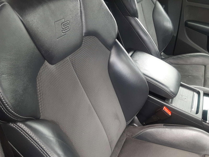 Audi Q5 2.0 Q5 PHEV Black Edition 50 TFSI E Quattro Semi-Auto 4WD 5dr 5dr Automatic 2026