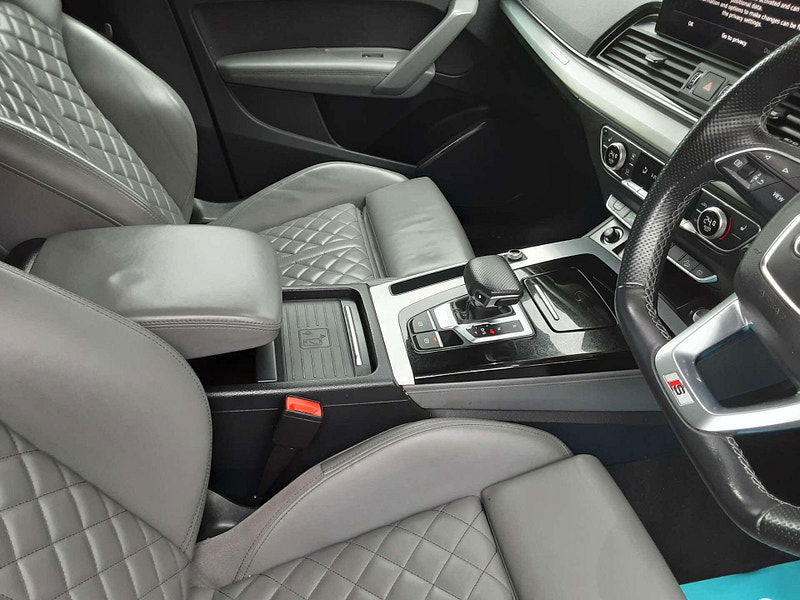 Audi Q5 2.0 Q5 PHEV Competition 55 TFSI E Quattro Semi-Auto 4WD 5dr 5dr Automatic 2025