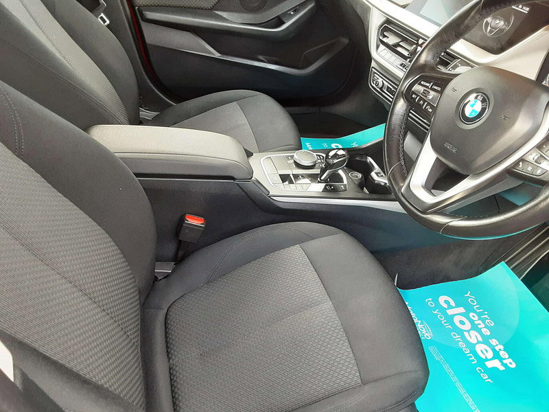 BMW 1 Series 2.0 118D SE Auto 5dr 5dr Automatic 2026